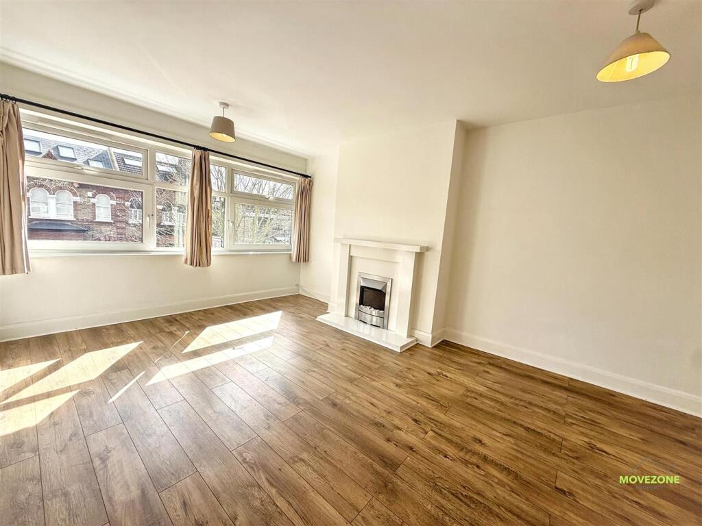 Main image of property: Summerley Street, Earlsfield, SW18