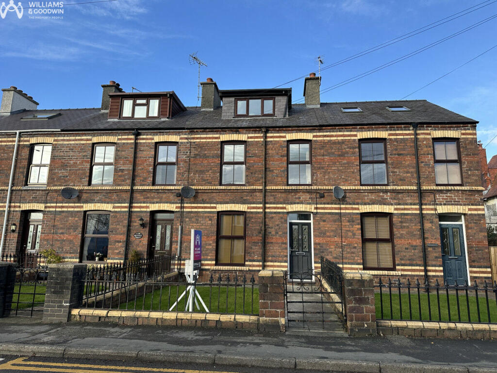 Ffordd Caergybi, Llanfairpwll, Anglesey, LL61 photo 2