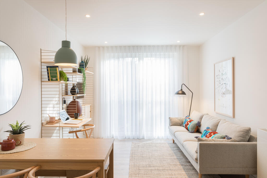 Main image of property: 458 Forest Road,
London,
E17 4PZ