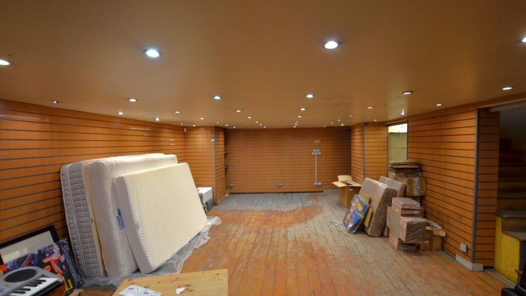 13-Lochrin-Place-Edinburgh-Class-3-Restaurant-06