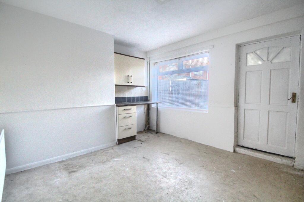 Sunningdale Road, Middlesbrough, TS4 photo 3