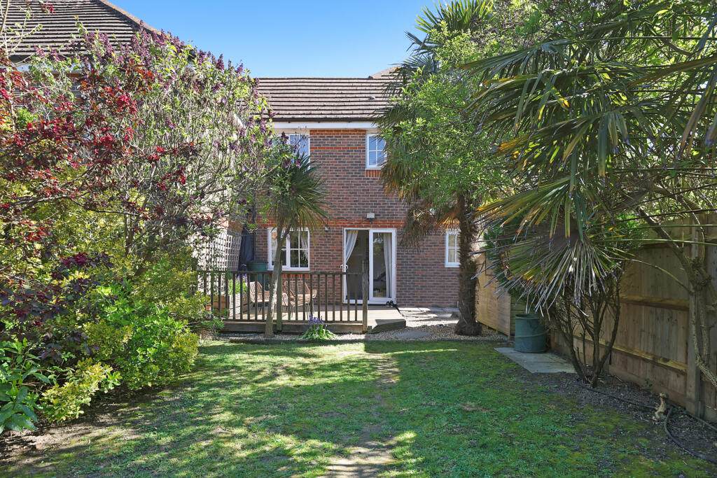 Main image of property: Priestlands Close, Horley, RH6