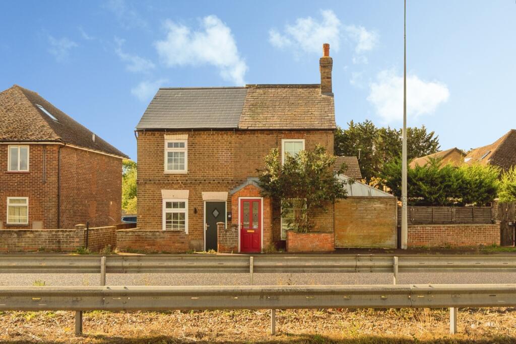 Main image of property: High Road, Beeston, Sandy, Bedfordshire, SG19