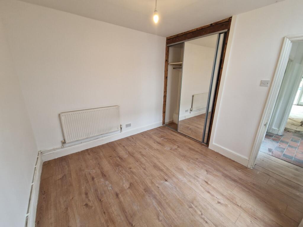 Apartment in St Albans - View 4