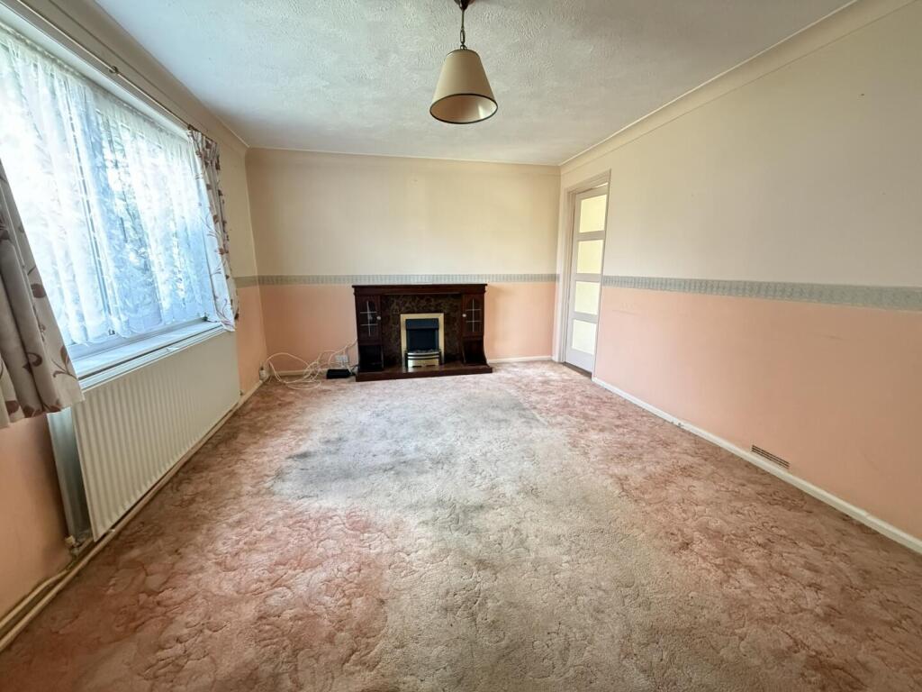 House in Felixstowe, Grange Farm - View 2