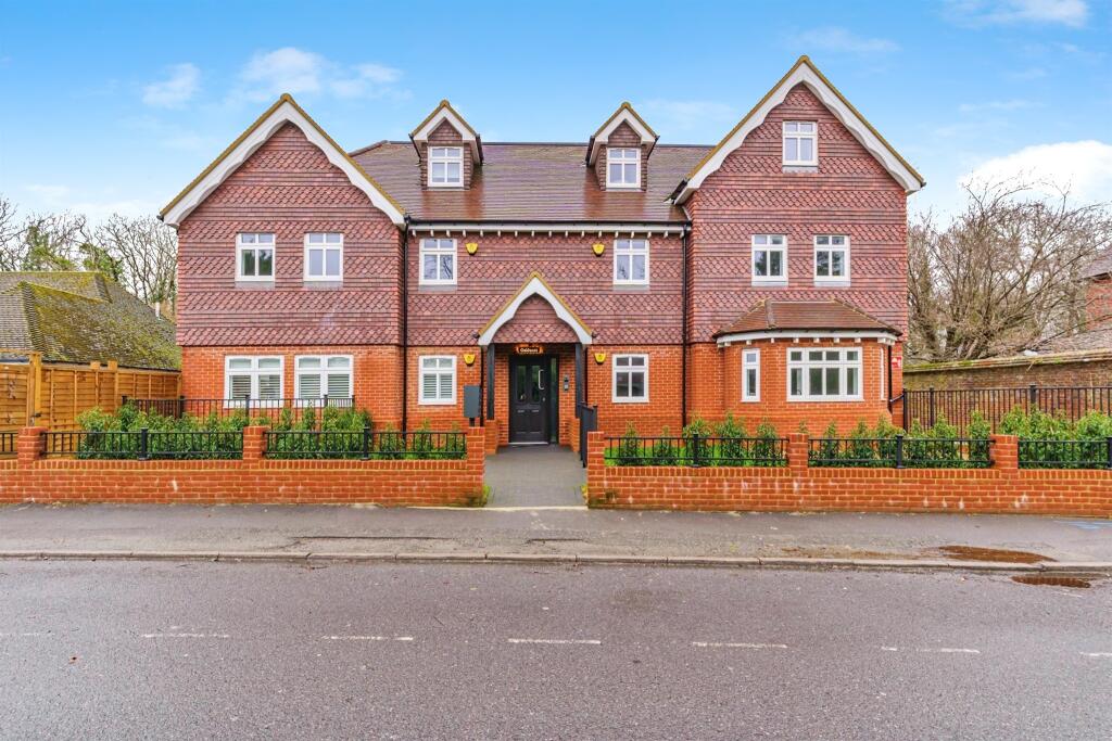 Main image of property: Oakhurst, East Grinstead
