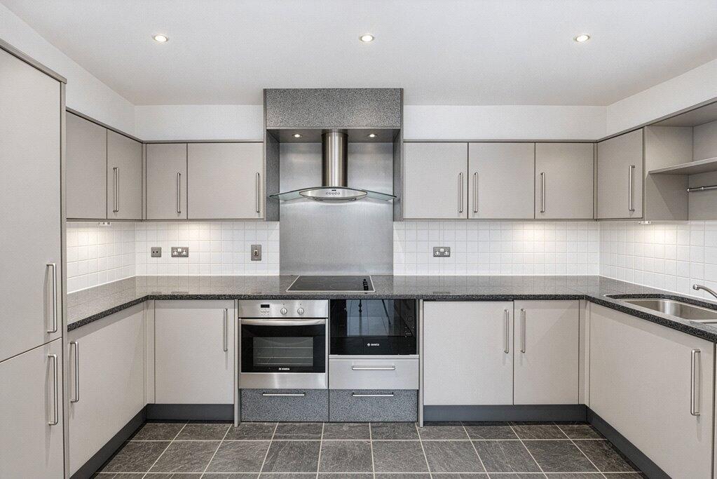 Apartment in London, Vauxhall - View 4