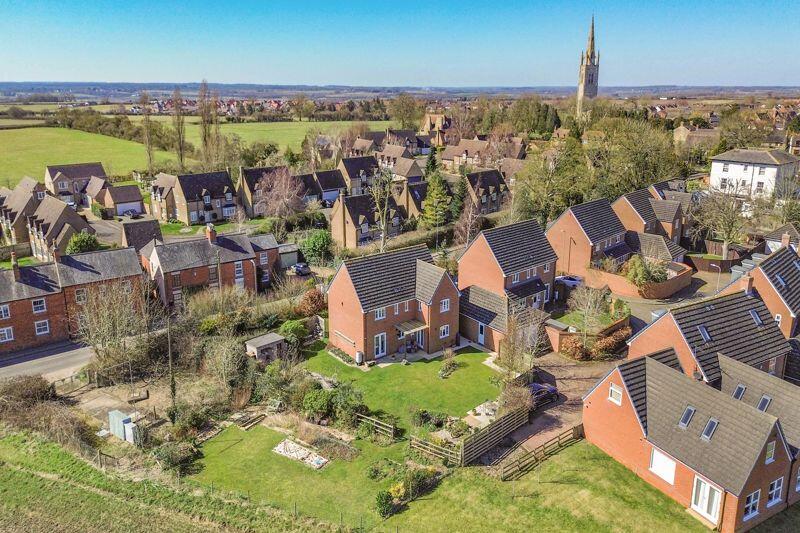 4-bed detached on Hanslope, £625,000