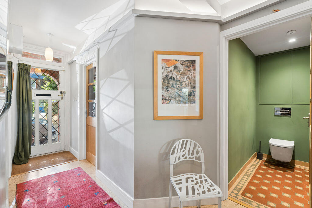 House in Maidenhead, Cookham Rise - View 5