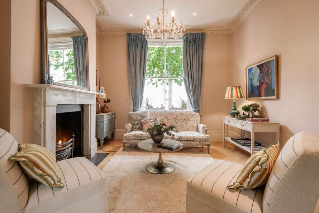 House in London, Lancaster West Estate, Notting Hill - View 3
