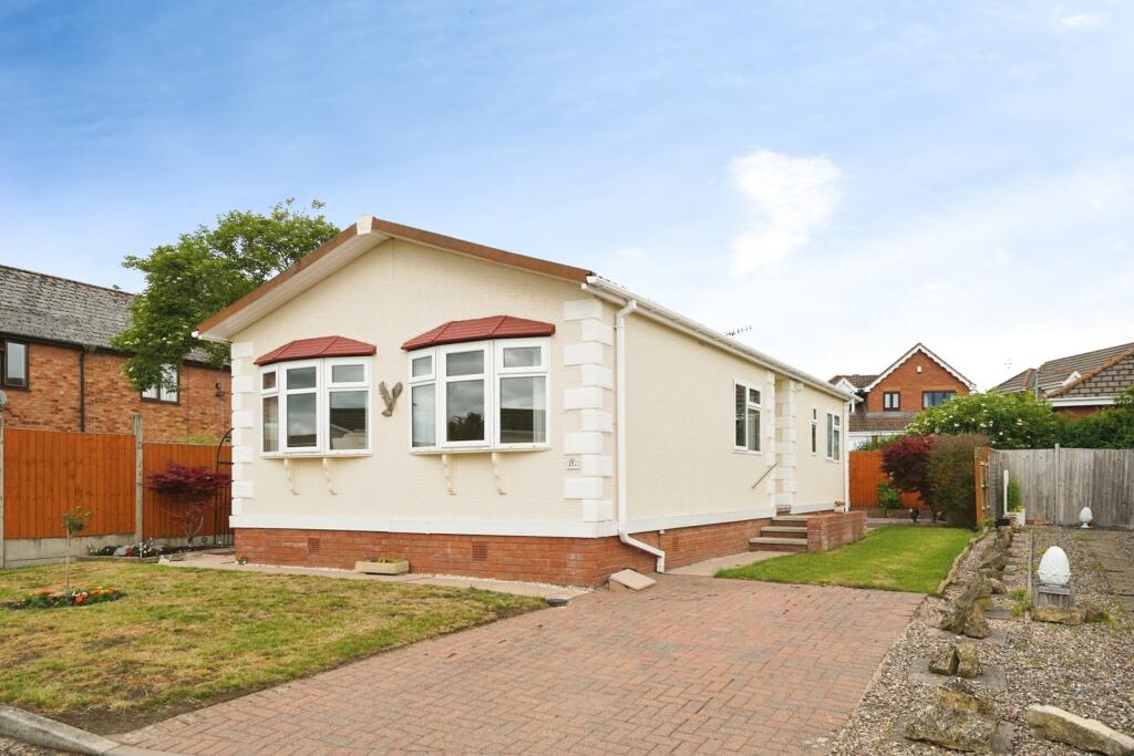 Main image of property: Parklands, EVESHAM, Worcestershire, WR11
