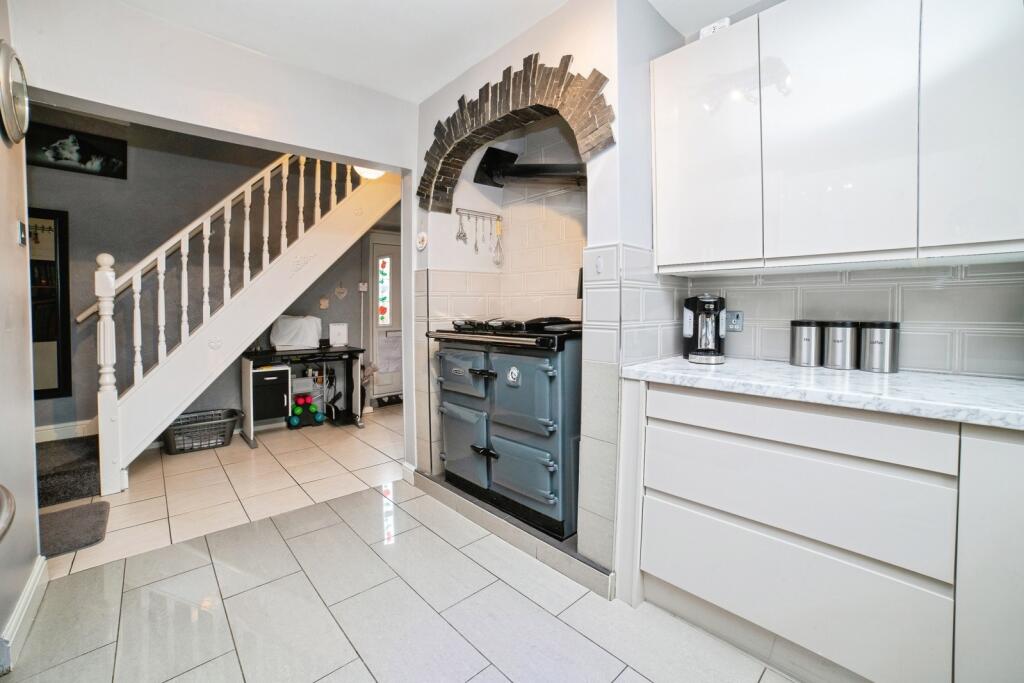 Chaucer Crescent, Sutton-in-Ashfield, Nottinghamshire, NG17 - View 6