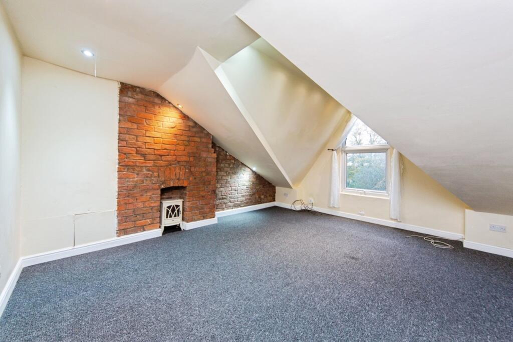 Apartment in Chester - View 5