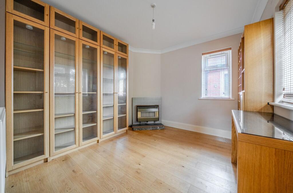 House in Southampton - View 5