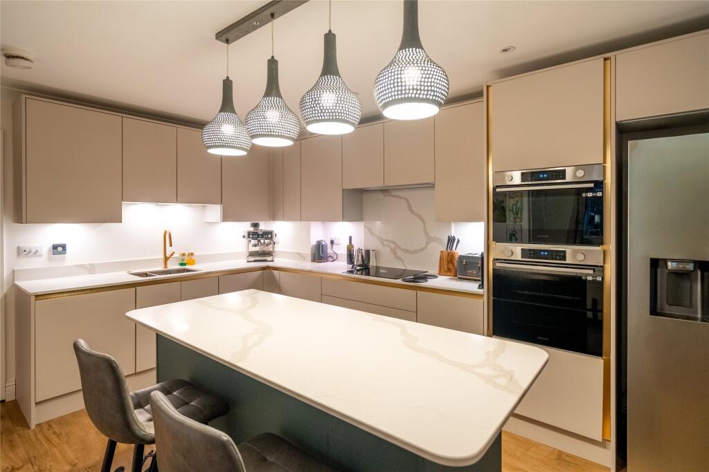 Main image of property: Cambridge Square, Redhill, Surrey, RH1