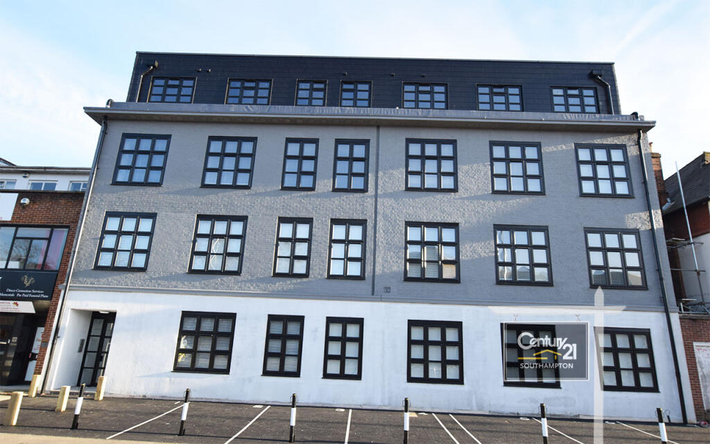 Main image of property: |Ref: R209398|, Chiltern House, College Place, Southampton, SO15 2UB