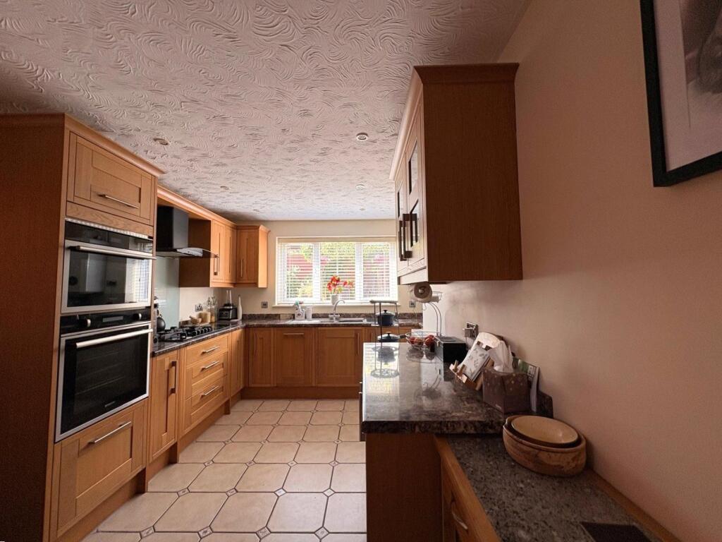 House in Daventry, West Northamptonshire - View 5