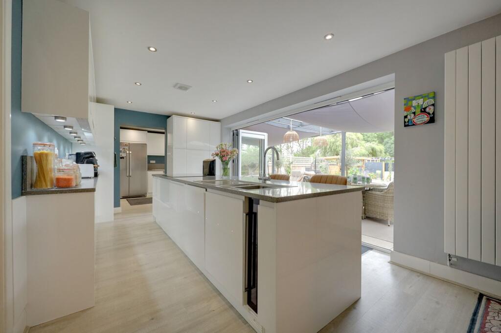 House in Redhill - View 4