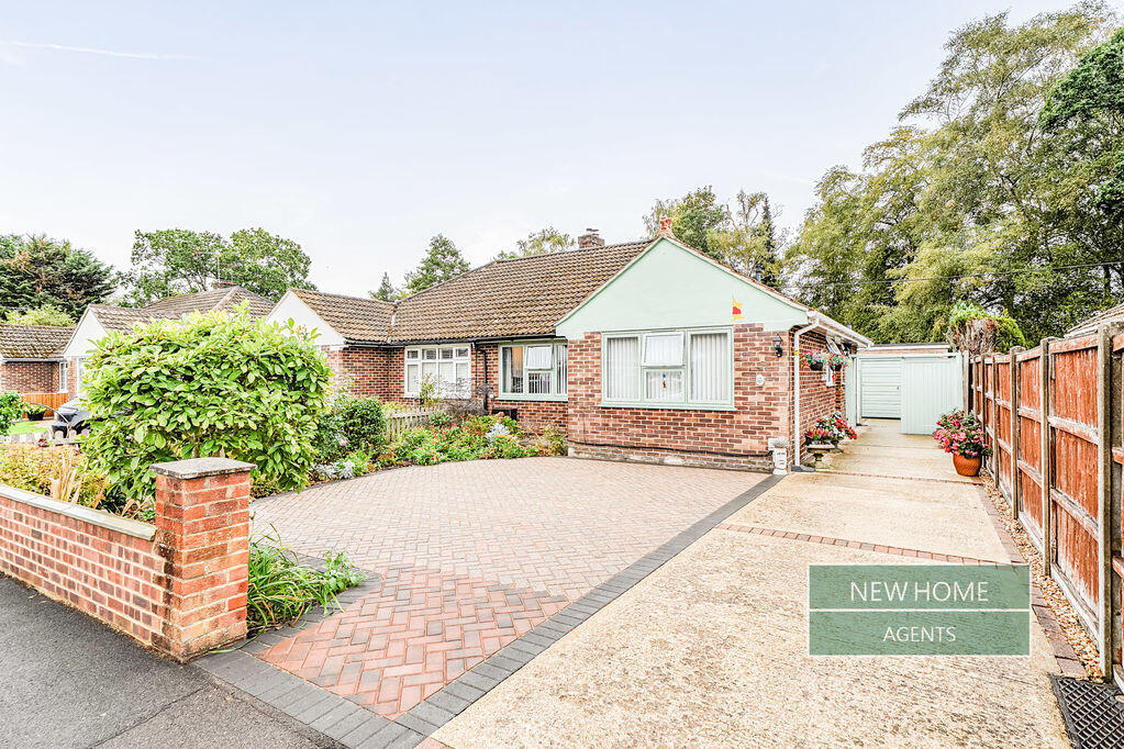Main image of property: Warwick Road ,Ash Vale, Aldershot, GU12 5PL