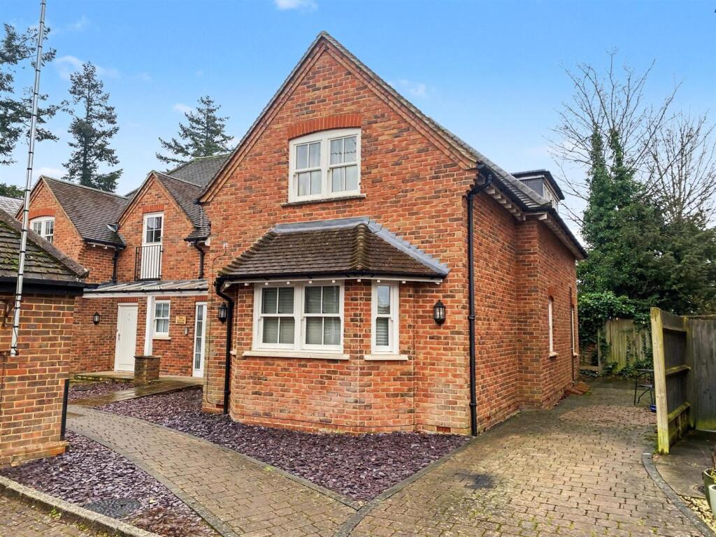 Main image of property: POST HOUSE LANE, GREAT BOOKHAM, KT23