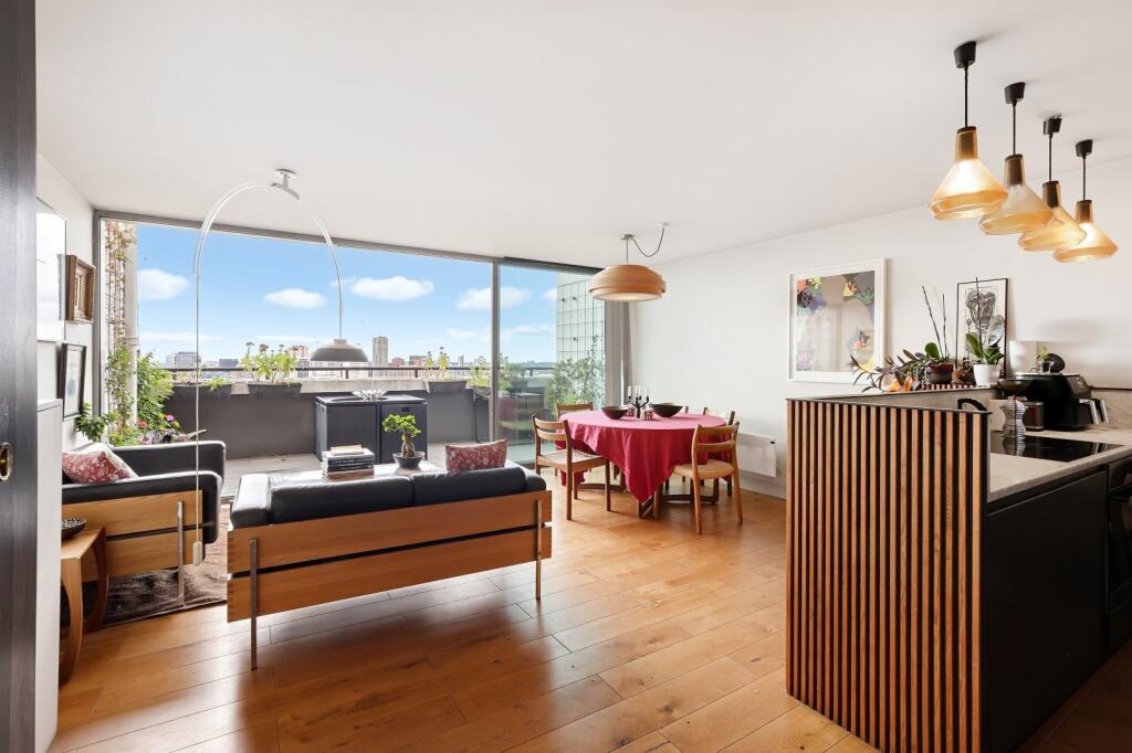 Apartment in London - View 4