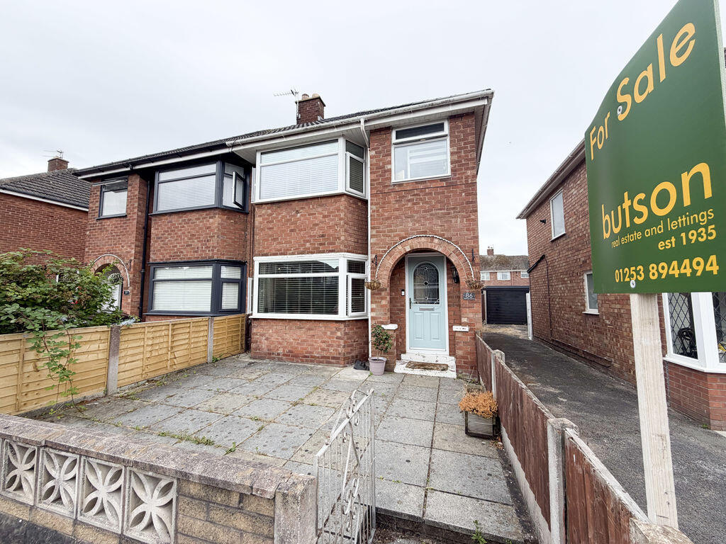 Main image of property: 86 Hastings Avenue, Blackpool
