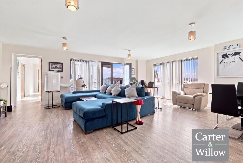Apartment in London - More