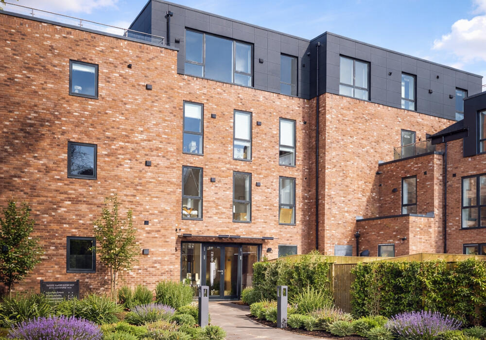 Main image of property: Macclesfield,
SK10 1DE