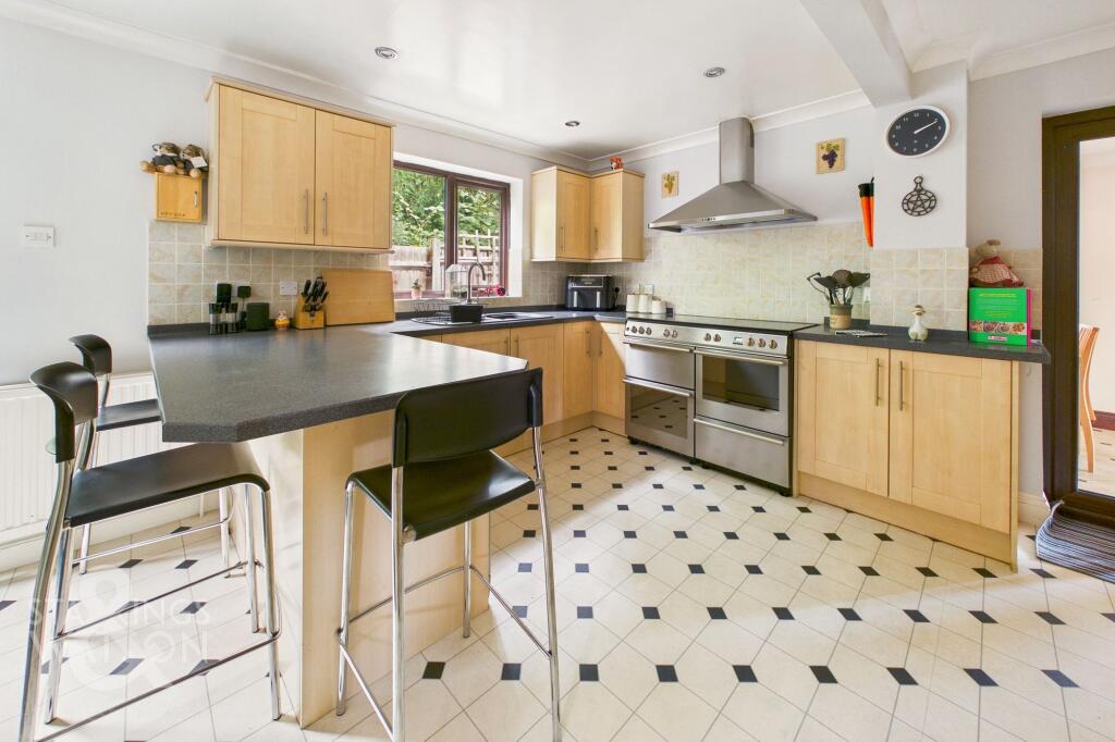 House in Broadland, Taverham - More
