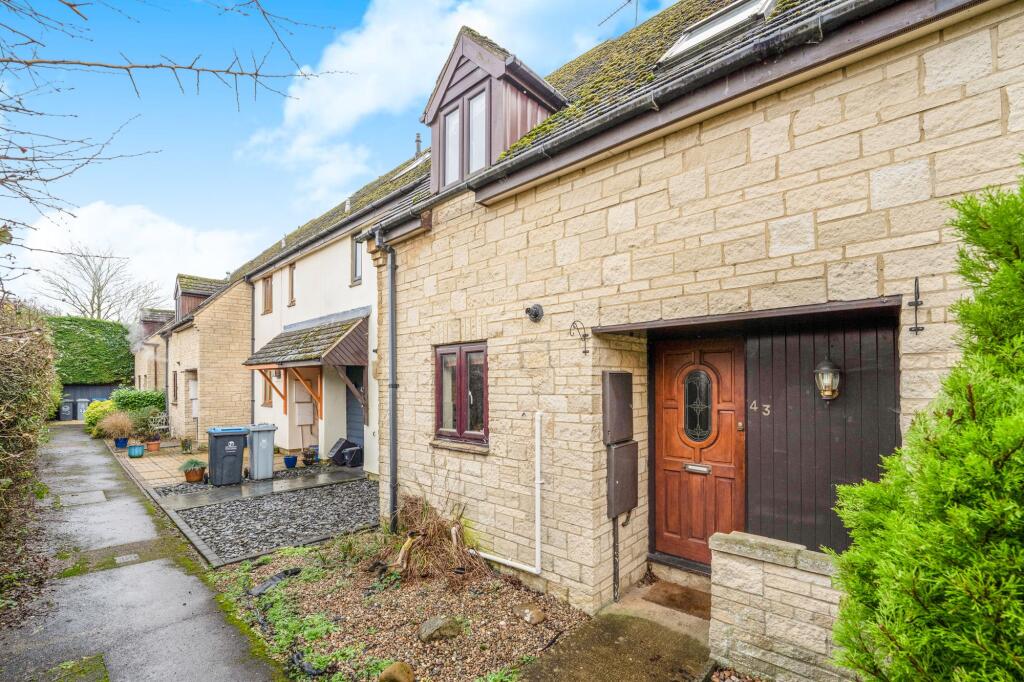 Main image of property: New Road, Bampton, OX18