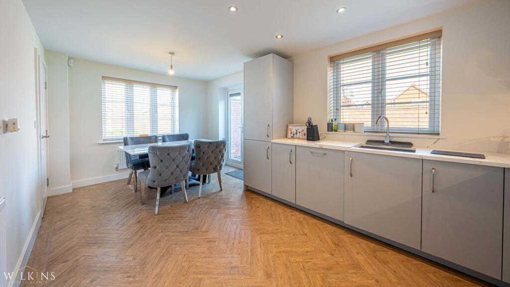 Mill Grove, Tamworth, Staffordshire, B79 - View 6