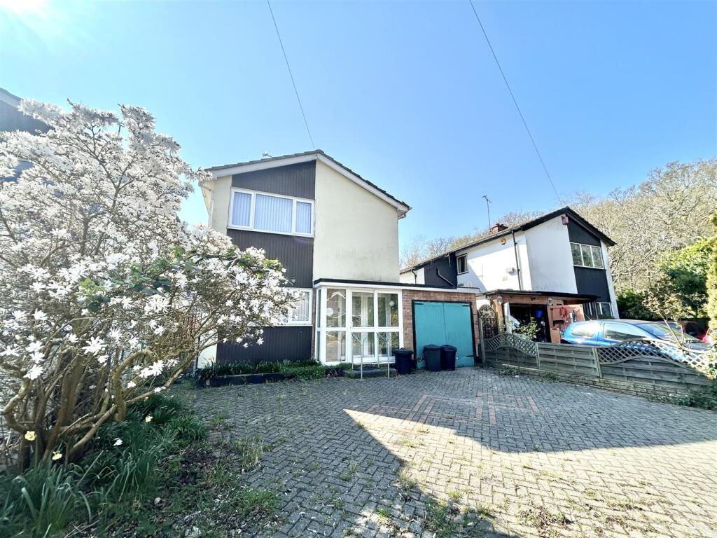Main image of property: Westbourne Close, Daws Heath, Benfleet