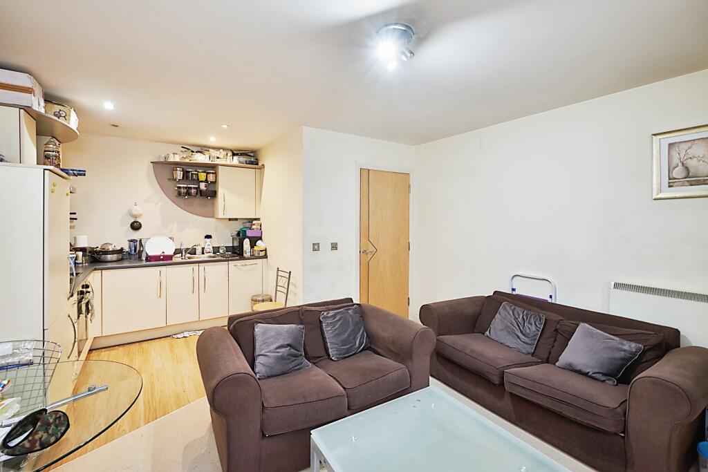 Apartment in Birmingham, West Midlands - View 2