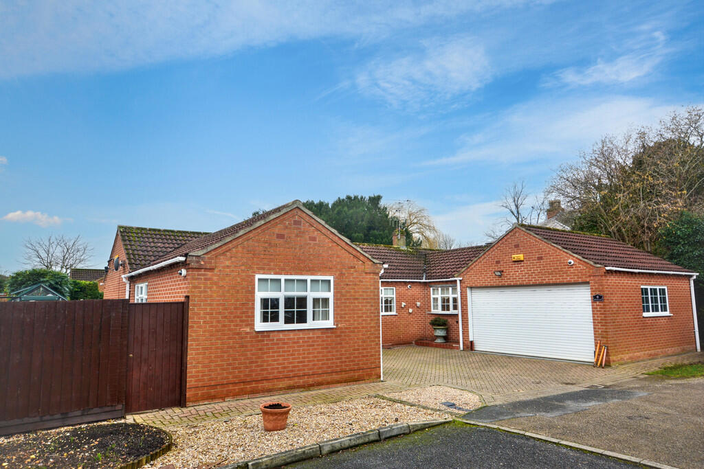 Main image of property: Merevale Close, Lowdham