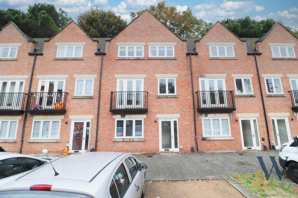 Main image of property: St Marys Paddock, Wellingborough, NN8 1HJ