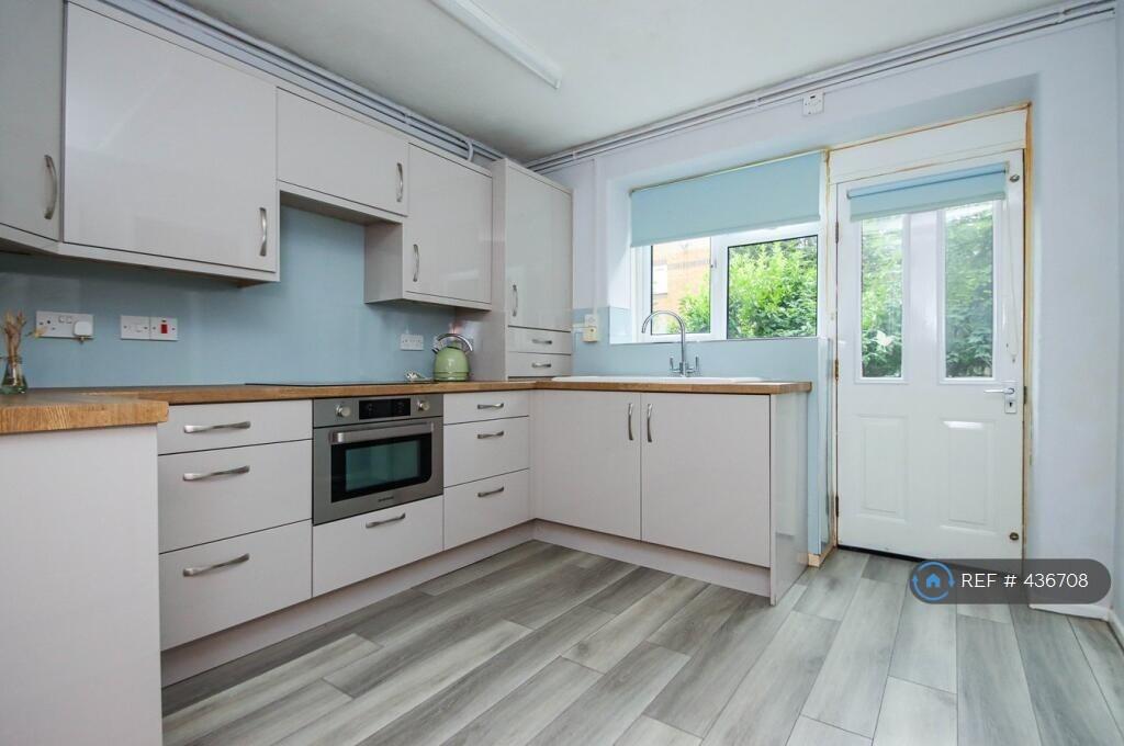 Main image of property: Stretford, Manchester, M32