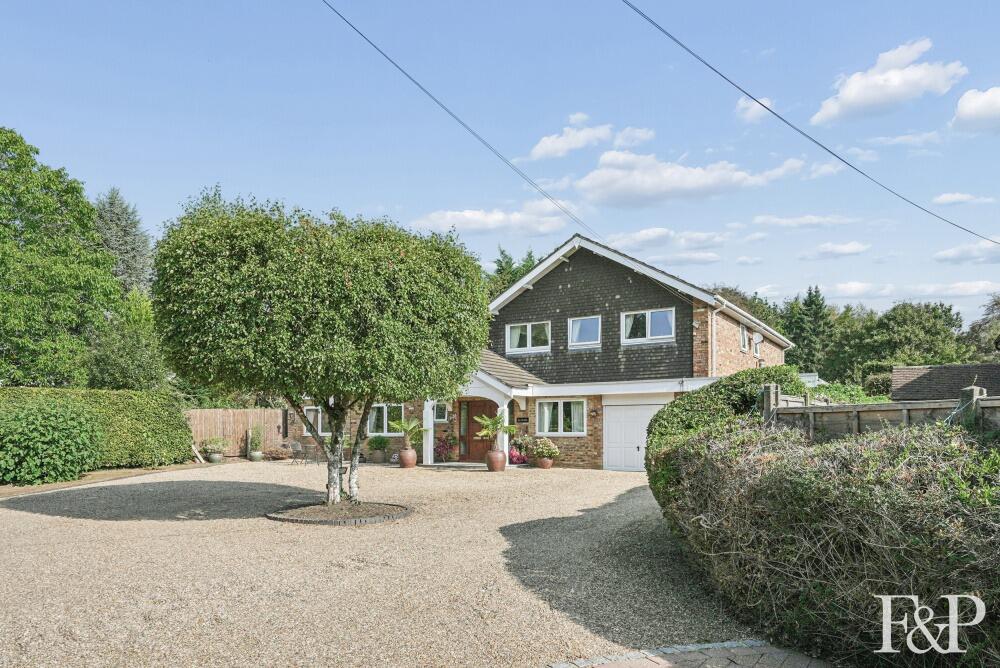 Main image of property: Broomfield Close, Great Missenden, Buckinghamshire