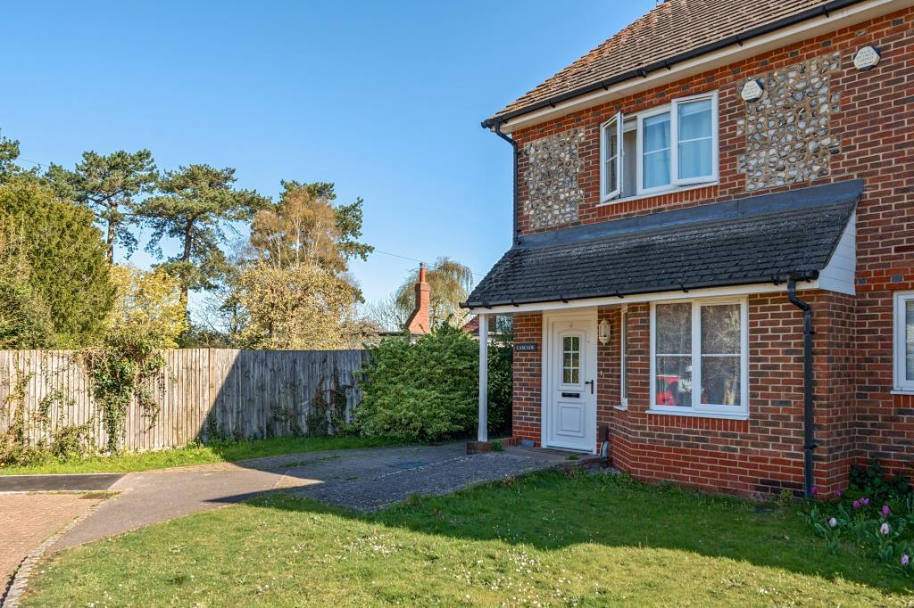 Main image of property: Greenfinch Close, Twyford, RG10