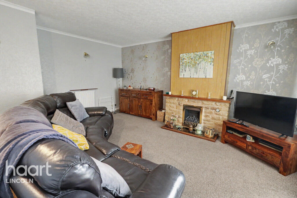 Birchwood Avenue, Lincoln photo 3