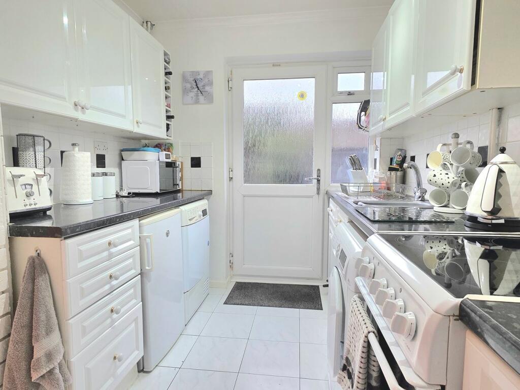 Laburnum Road, Sandy, SG19 photo 4