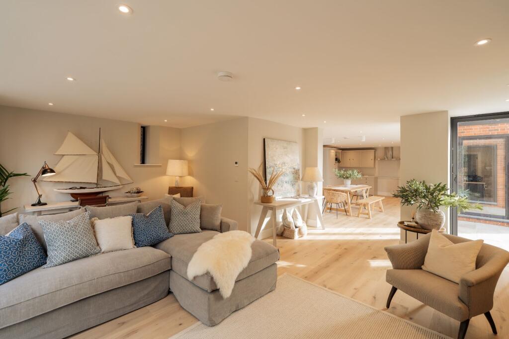 House in North Norfolk, Northrepps - More