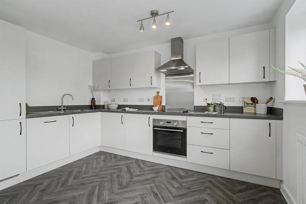 Ampthill Road, 
Houghton Conquest, MK45 3NQ photo 5