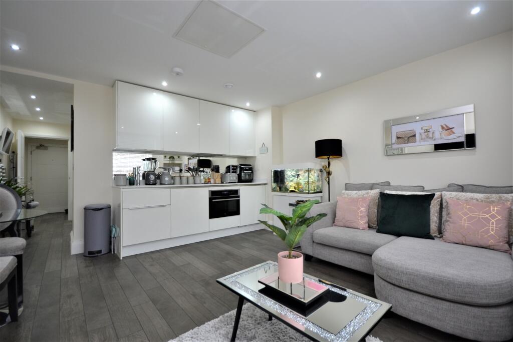 Main image of property: London Road Bromley BR1