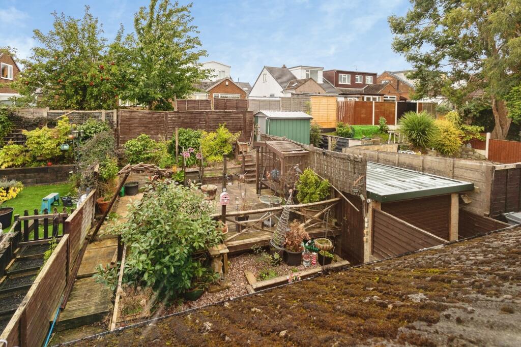 House in Tameside, Greater Manchester - View 4