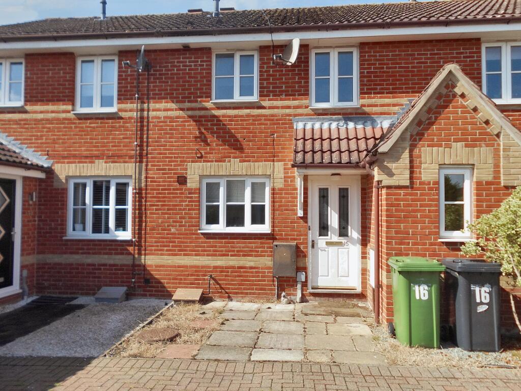 2-bed terraced on Bayfield Close, Kings Lynn, PE30, £165,000