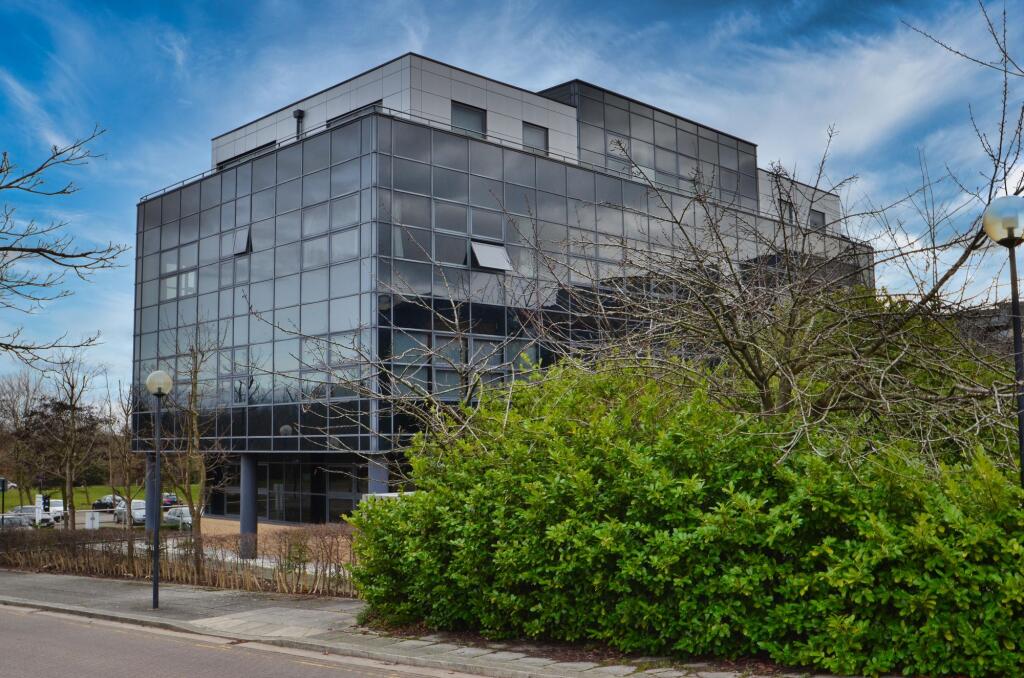 Apartment in Milton Keynes - View 5