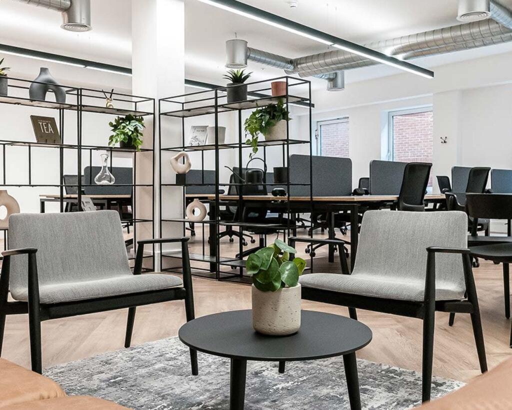 31 Temple Street  Breakout Space.JPG