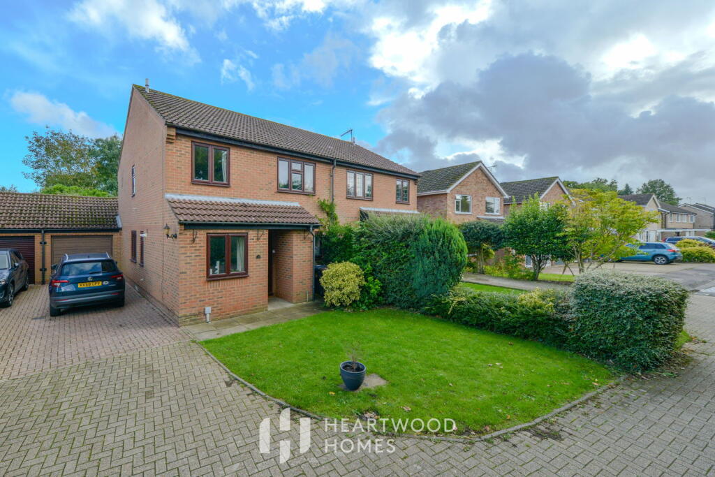 4-bed semi-detached on Acers, Park Street, St. Albans, AL2 2BJ, £600,000