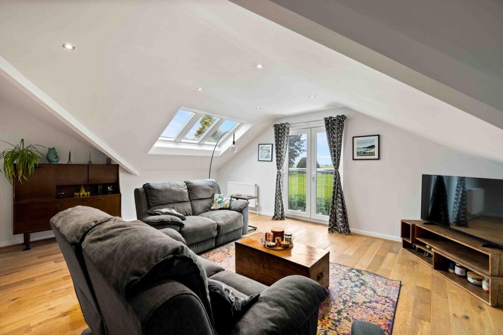 House in Dover, Hougham Without - More