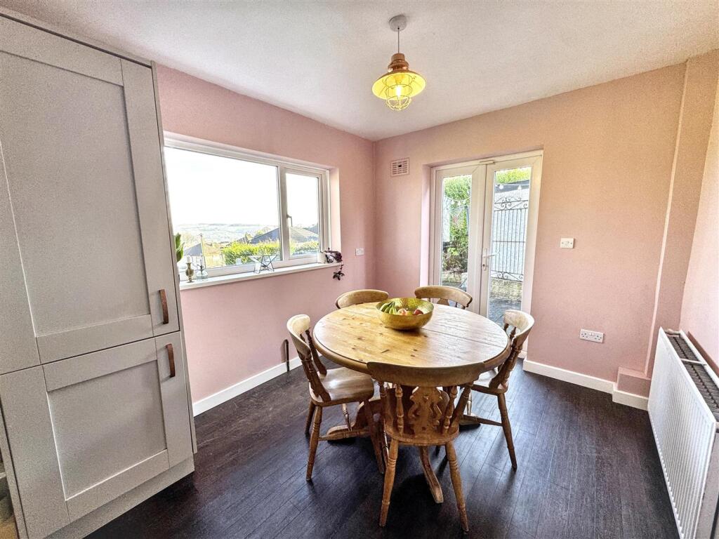 Additional image 7 of Daleview Close, Long Lee, Keighley, BD21 4UH